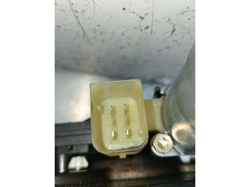 Recambio de elevalunas trasero derecho para mercedes-benz clase c (w203) c 220 cdi (203.006) referencia OEM IAM 0130322007  2000