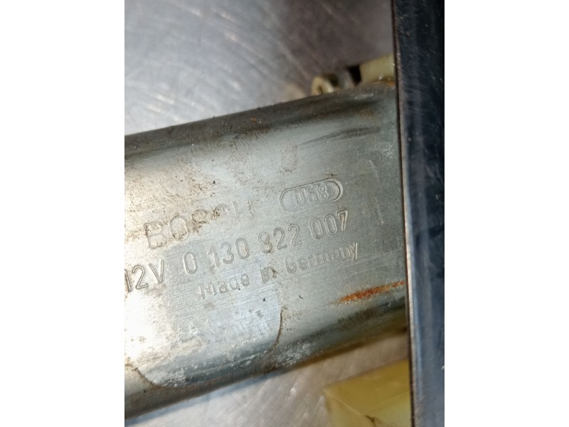 Recambio de elevalunas trasero derecho para mercedes-benz clase c (w203) c 220 cdi (203.006) referencia OEM IAM 0130322007  2000