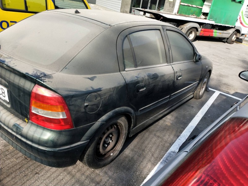 opel astra g berlina del año 1999