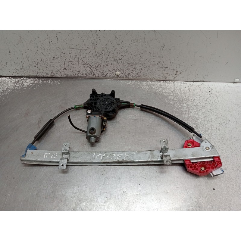 Recambio de elevalunas delantero derecho para ford mondeo ii sedán (bfp) 1.8 td referencia OEM IAM 0130821793  