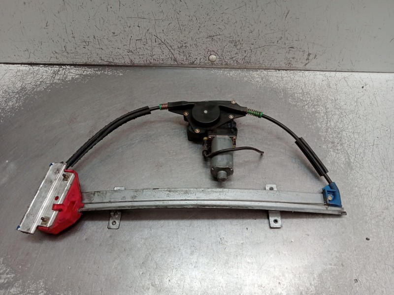 Recambio de elevalunas delantero derecho para ford mondeo ii sedán (bfp) 1.8 td referencia OEM IAM 0130821793  