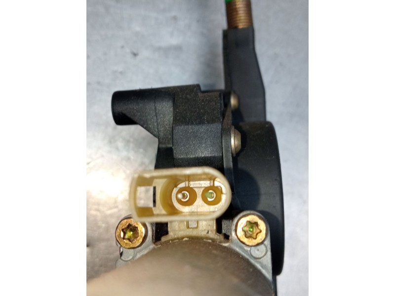 Recambio de elevalunas delantero derecho para ford mondeo ii sedán (bfp) 1.8 td referencia OEM IAM 0130821793  