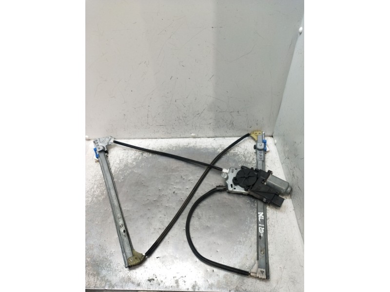 Recambio de elevalunas delantero izquierdo para renault laguna ii (bg0/1_) 1.9 dci (bg08, bg0g) referencia OEM IAM 400462Q 5P 20