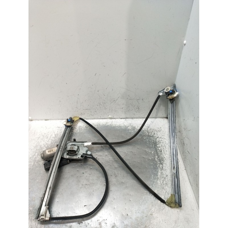 Recambio de elevalunas delantero izquierdo para renault laguna ii (bg0/1_) 1.9 dci (bg08, bg0g) referencia OEM IAM 400462Q 5P 20