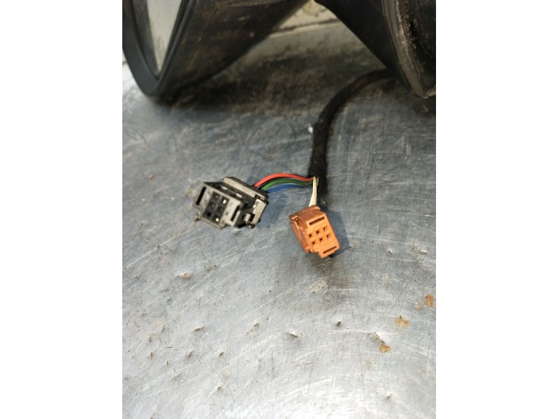 Recambio de retrovisor izquierdo para peugeot 207/207+ (wa_, wc_) 1.4 16v referencia OEM IAM  ELÉCTRICO 2006