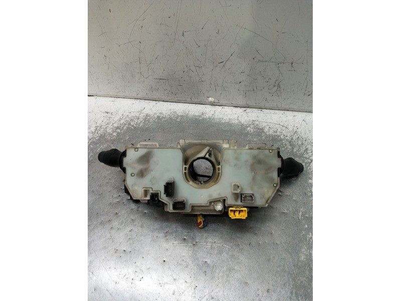 Recambio de mando luces para renault laguna iii (bt0/1) 1.5 dci (bt00, bt0a, bt0t, bt1j) referencia OEM IAM 255670001RE  2008