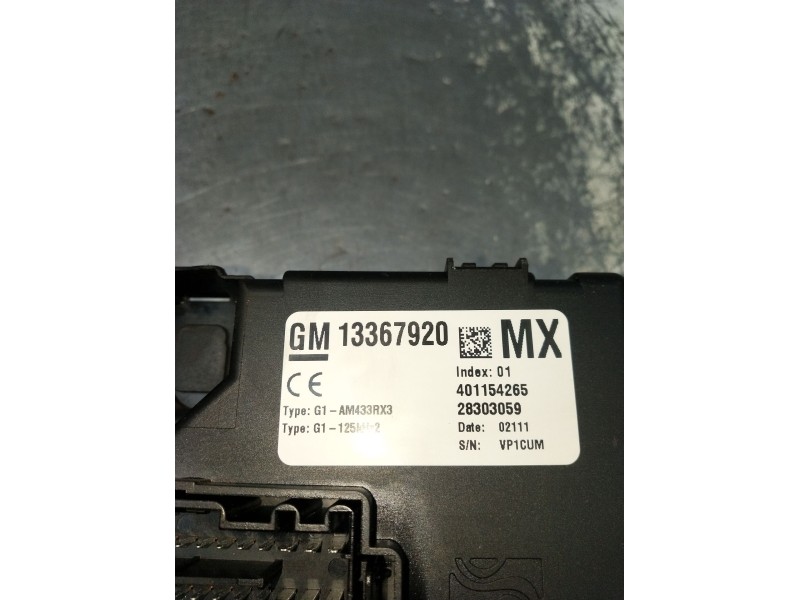 Recambio de caja reles / fusibles para opel corsa d color edition referencia OEM IAM 13367920 401154265 28303059 2011