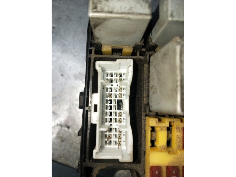 Recambio de caja reles / fusibles para chevrolet aveo / kalos hatchback (t250, t255) 1.2 referencia OEM IAM   2005