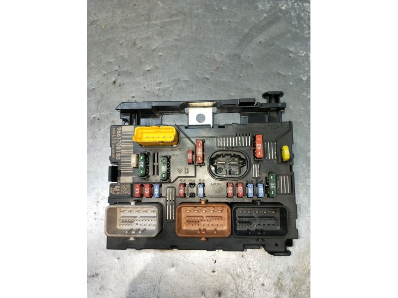Recambio de caja reles / fusibles para peugeot 207/207+ (wa_, wc_) 1.4 16v referencia OEM IAM 9661708180 BSML1000 2006
