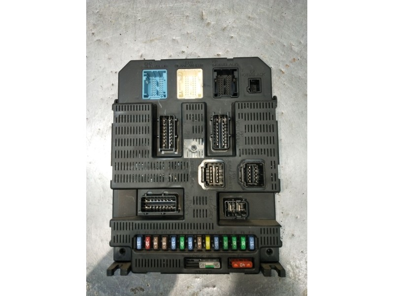 Recambio de caja reles / fusibles para peugeot 207/207+ (wa_, wc_) 1.4 16v referencia OEM IAM 9659285380 BSI2004P0600 2006