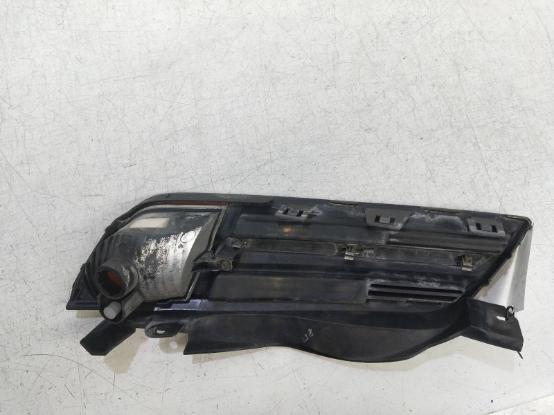 Recambio de rejilla delantera para nissan micra (k12e) 1.2 cat referencia OEM IAM  DERECHA 