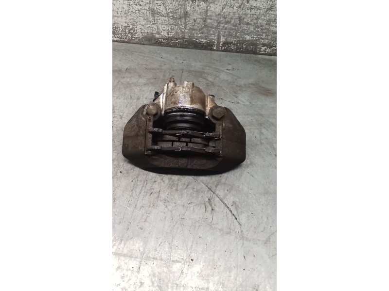 Recambio de pinza freno delantera derecha para peugeot 205 ii (20a/c) 1.7 diesel referencia OEM IAM  BENDIX 83
