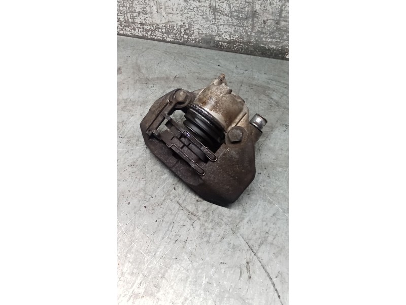 Recambio de pinza freno delantera derecha para peugeot 205 ii (20a/c) 1.7 diesel referencia OEM IAM  BENDIX 83