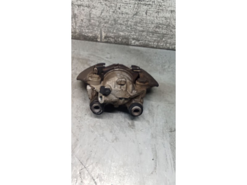 Recambio de pinza freno delantera izquierda para peugeot 205 ii (20a/c) 1.7 diesel referencia OEM IAM  BENDIX 83