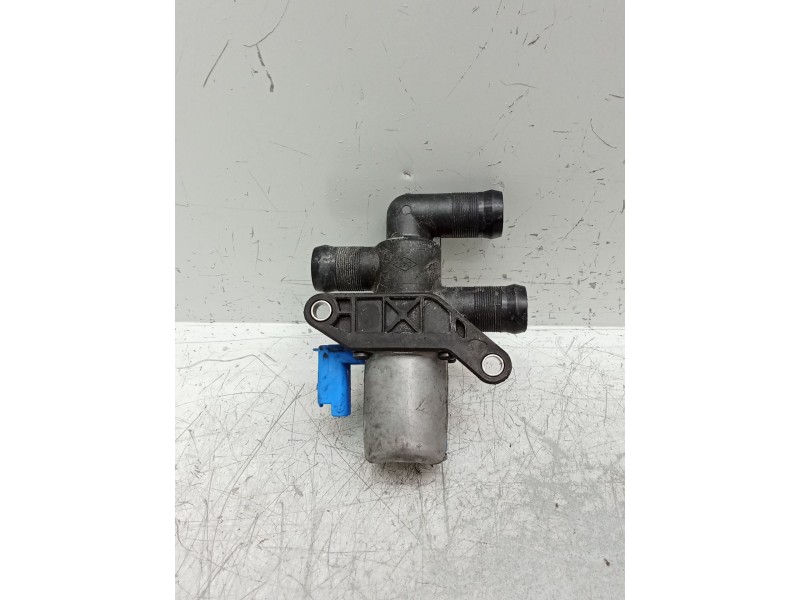 Recambio de valvula intercambio de calefaccion para renault arkana i (lcm_, ldn_) 1.6 e-tech 145 (ldmu) referencia OEM IAM 21230