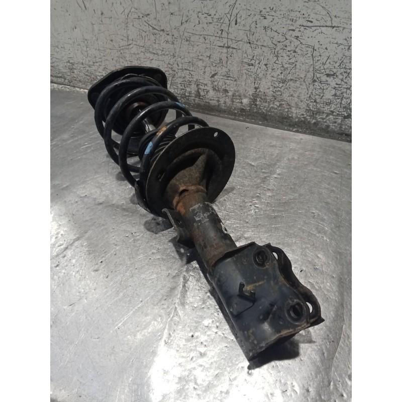 Recambio de amortiguador delantero derecho para volvo v40 station wagon (645) 1.9 di referencia OEM IAM   00