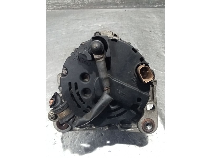 Recambio de alternador para skoda octavia i (1u2) 1.6 referencia OEM IAM 030903023J 2542241C 90A