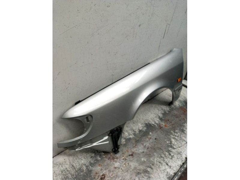 Recambio de aleta delantera izquierda para audi a6 c4 (4a2) 2.5 tdi referencia OEM IAM   1994