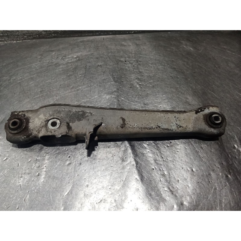 Recambio de brazo suspension inferior trasero izquierdo para volvo v40 station wagon (645) 1.9 di referencia OEM IAM   00