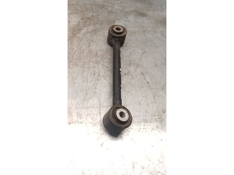 Recambio de brazo suspension inferior trasero izquierdo para honda accord viii (cu) 2.2 i-dtec (cu3) referencia OEM IAM KMH16172