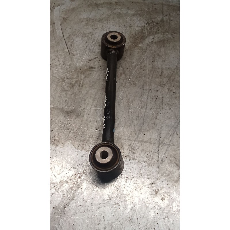 Recambio de brazo suspension inferior trasero derecho para honda accord viii (cu) 2.2 i-dtec (cu3) referencia OEM IAM KMH161045A