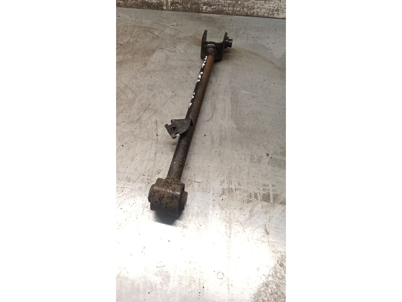 Recambio de brazo suspension inferior trasero derecho para honda accord viii (cu) 2.2 i-dtec (cu3) referencia OEM IAM   08