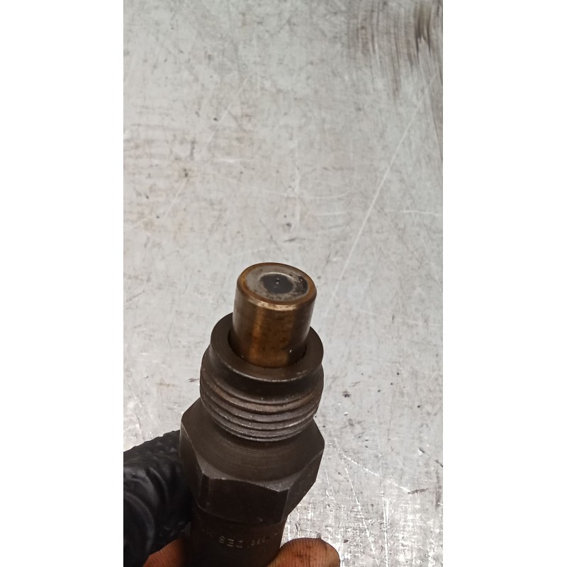 Recambio de inyector para peugeot 205 ii (20a/c) 1.7 diesel referencia OEM IAM LCC6730705C LUCAS 83