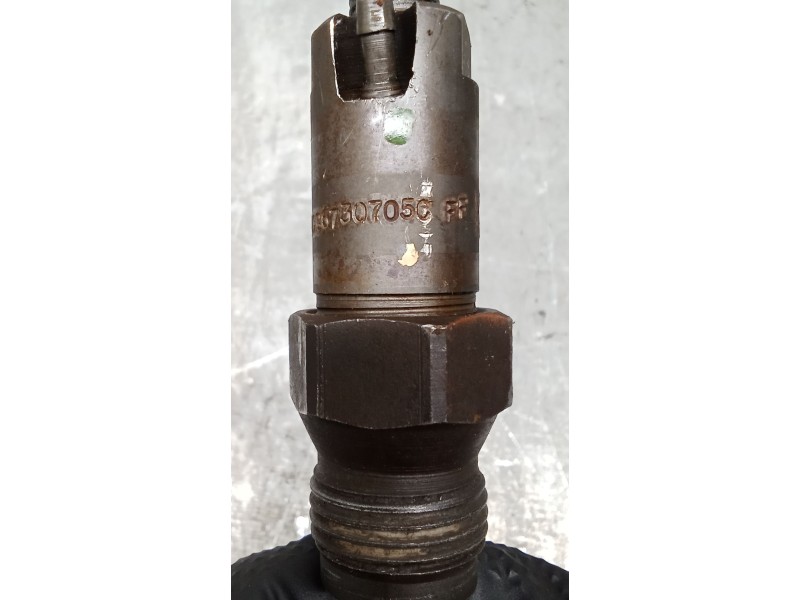 Recambio de inyector para peugeot 205 ii (20a/c) 1.7 diesel referencia OEM IAM LCC6730705C LUCAS 83