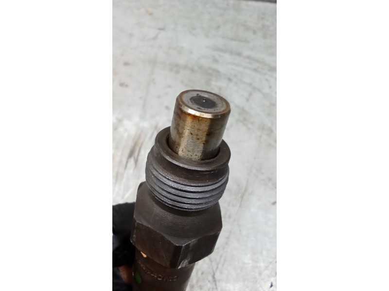 Recambio de inyector para peugeot 205 ii (20a/c) 1.7 diesel referencia OEM IAM LCC6730705C LUCAS 83