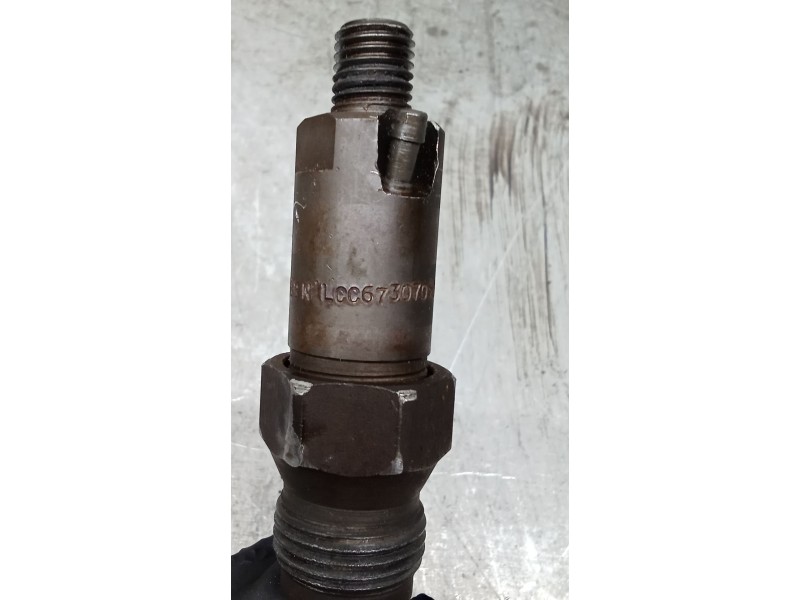 Recambio de inyector para peugeot 205 ii (20a/c) 1.7 diesel referencia OEM IAM LCC6730705C LUCAS 83