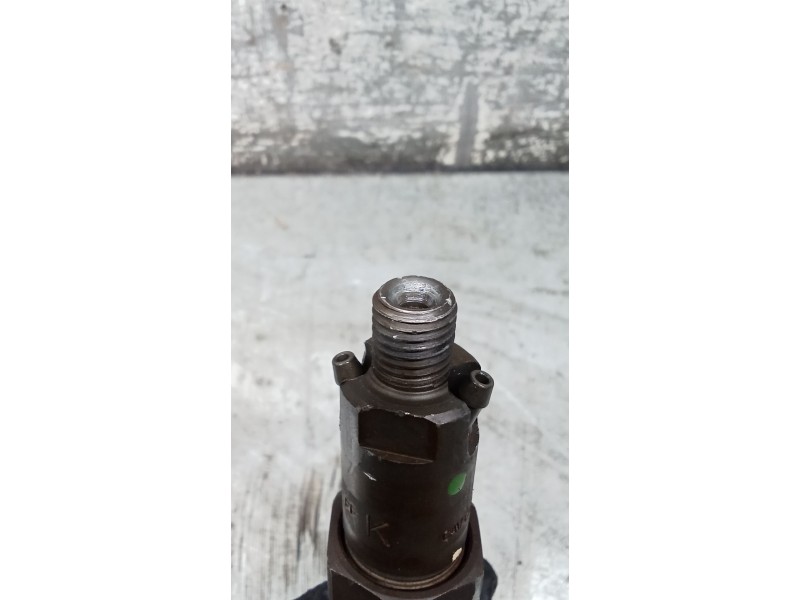Recambio de inyector para peugeot 205 ii (20a/c) 1.7 diesel referencia OEM IAM LCC6730705C LUCAS 83