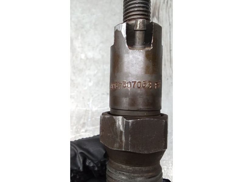 Recambio de inyector para peugeot 205 ii (20a/c) 1.7 diesel referencia OEM IAM LCC6730705C LUCAS 83