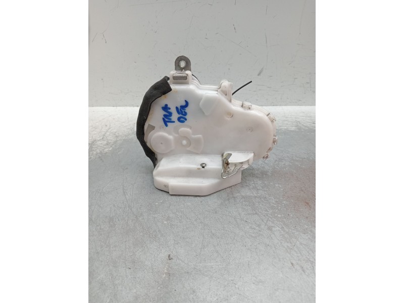 Recambio de motor cierre centralizado trasero derecho para honda accord viii (cu) 2.2 i-dtec (cu3) referencia OEM IAM  4P 