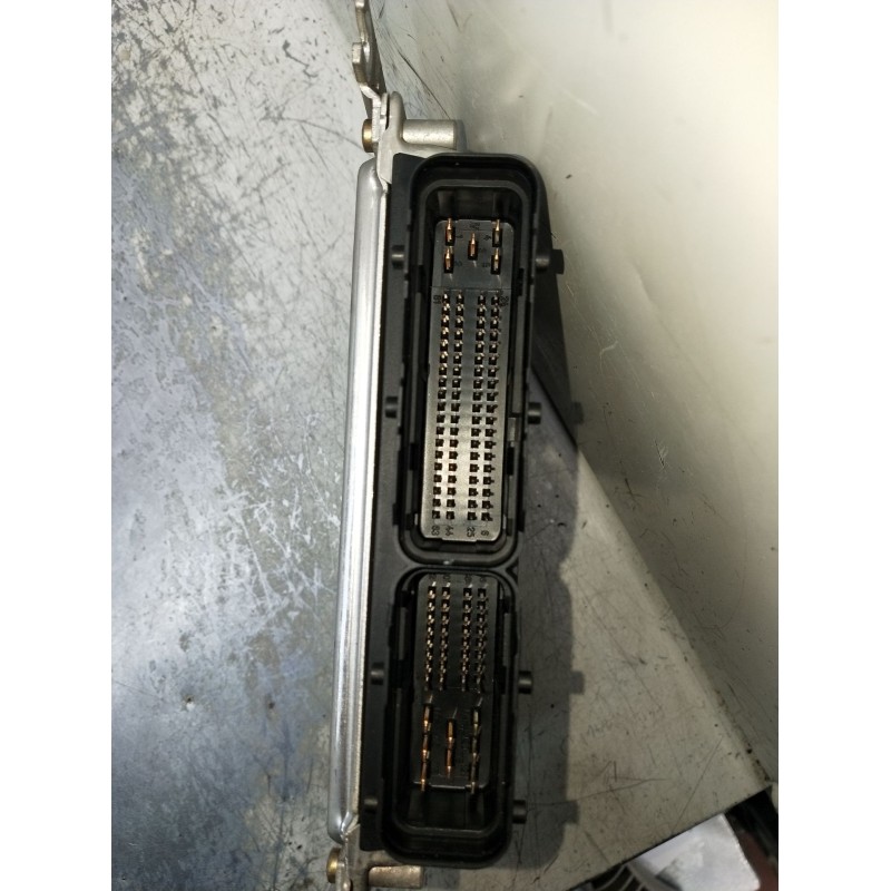 Recambio de centralita motor uce para hyundai h-1 / starex autobús (a1) 2.5 crdi referencia OEM IAM 0281010948 391004A010 85A2TI