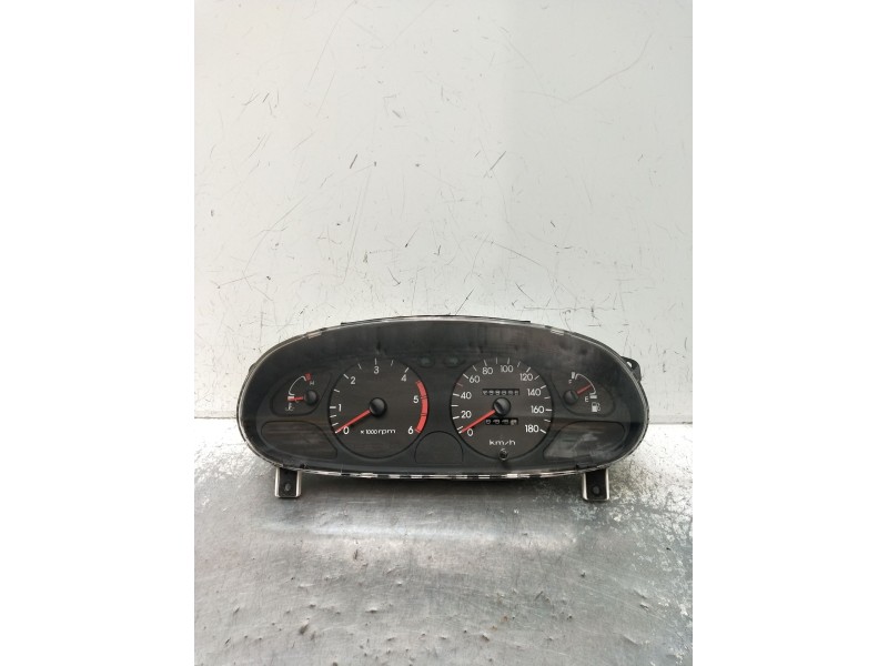 Recambio de cuadro instrumentos para hyundai h-1 / starex autobús (a1) 2.5 crdi referencia OEM IAM 940074A611 0210280020 2001