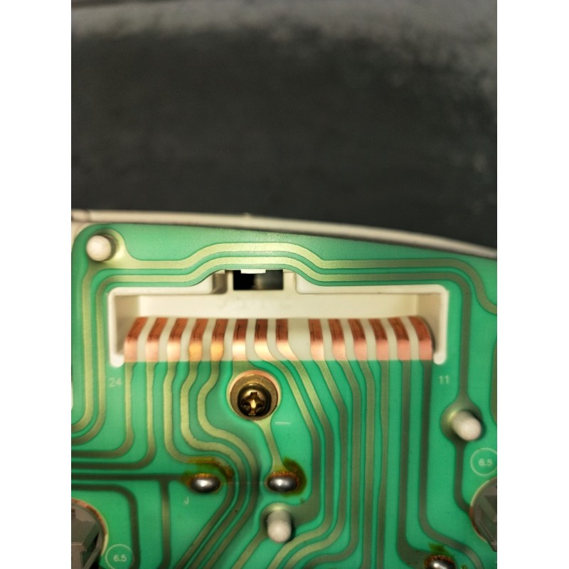 Recambio de cuadro instrumentos para hyundai h-1 / starex autobús (a1) 2.5 crdi referencia OEM IAM 940074A611 0210280020 2001