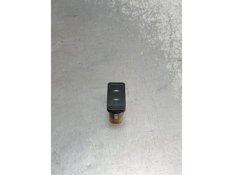 Recambio de mando elevalunas delantero derecho para ford focus ii (da_, hcp, dp) 1.6 tdci referencia OEM IAM 6M2T14529DA 0316842