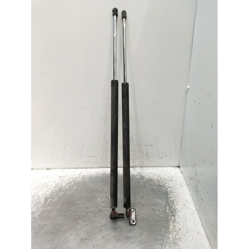 Recambio de amortiguadores maletero / porton para hyundai h-1 / starex autobús (a1) 2.5 crdi referencia OEM IAM 817804A040  2001