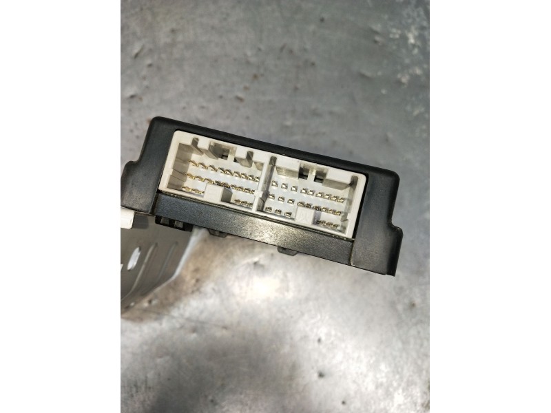 Recambio de modulo electronico para hyundai h-1 / starex autobús (a1) 2.5 crdi referencia OEM IAM 954504A000 5158701000 EA040200