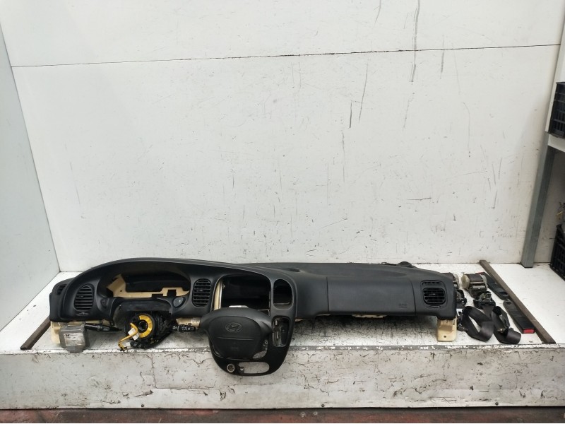 Recambio de kit airbag para hyundai h-1 / starex autobús (a1) 2.5 crdi referencia OEM IAM 959004A401  2001