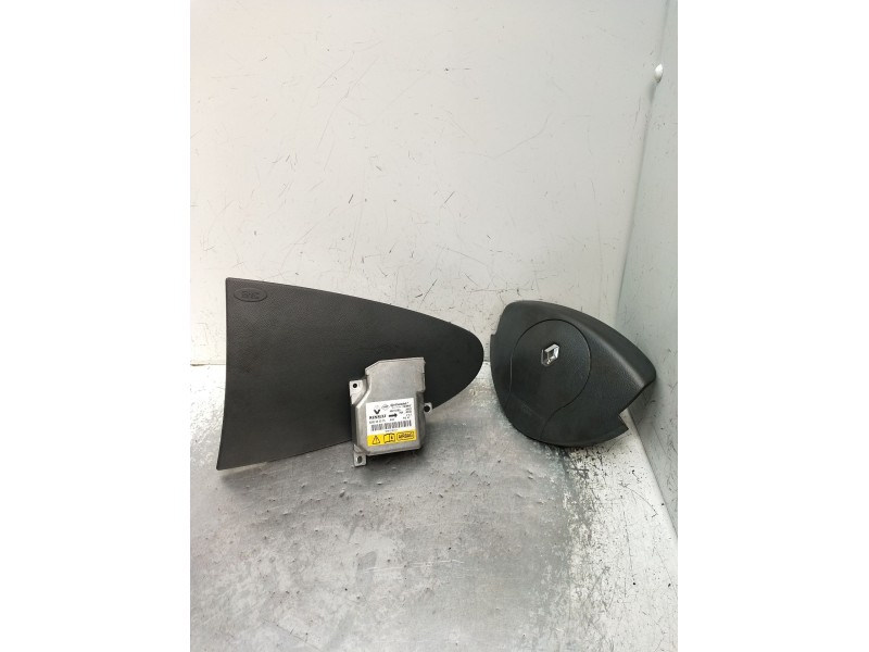 Recambio de kit airbag para renault twingo ii (cn0_) 1.2 (cn0d) referencia OEM IAM 8200385075  2007