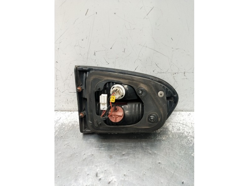 Recambio de piloto trasero derecho para hyundai h-1 / starex autobús (a1) 2.5 crdi referencia OEM IAM   2001