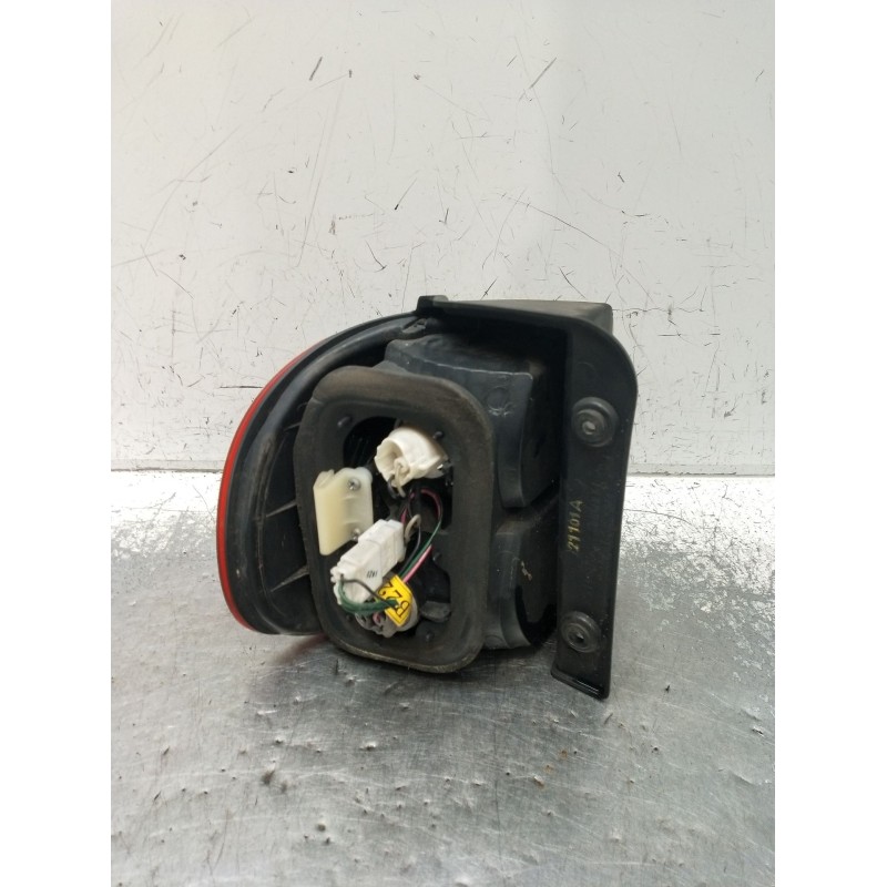 Recambio de piloto trasero derecho interior para hyundai h-1 / starex autobús (a1) 2.5 crdi referencia OEM IAM   2001