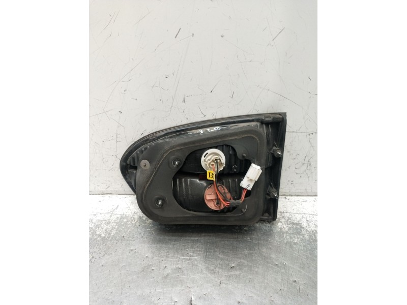 Recambio de piloto trasero izquierdo para hyundai h-1 / starex autobús (a1) 2.5 crdi referencia OEM IAM   2001