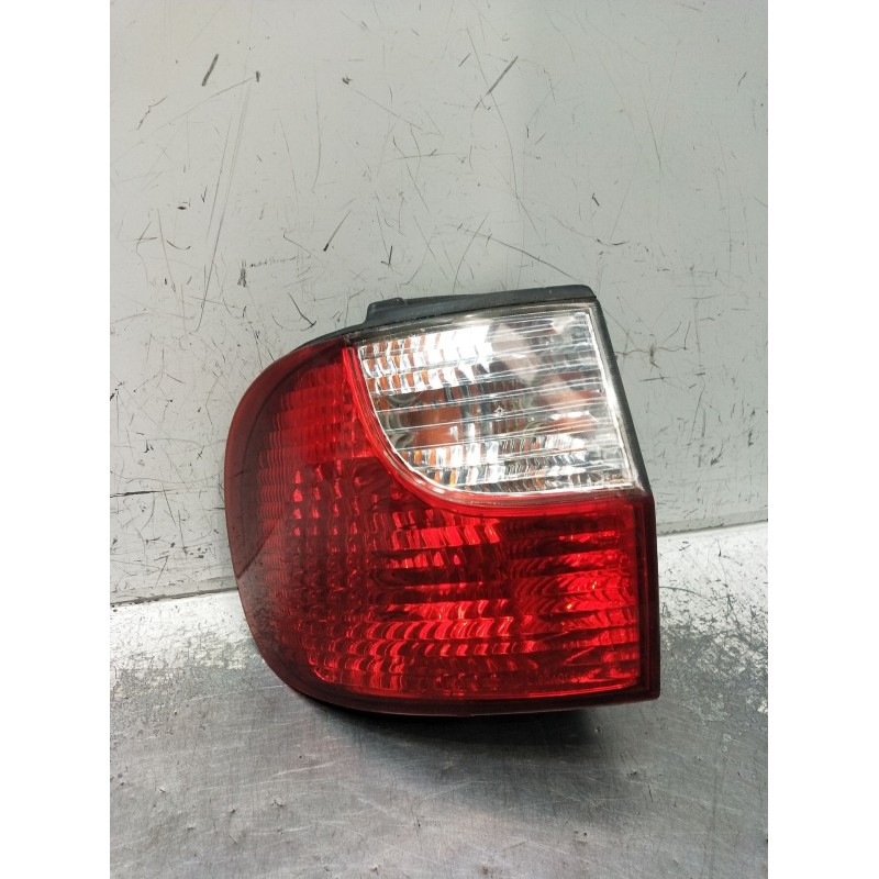 Recambio de piloto trasero izquierdo interior para hyundai h-1 / starex autobús (a1) 2.5 crdi referencia OEM IAM   2001