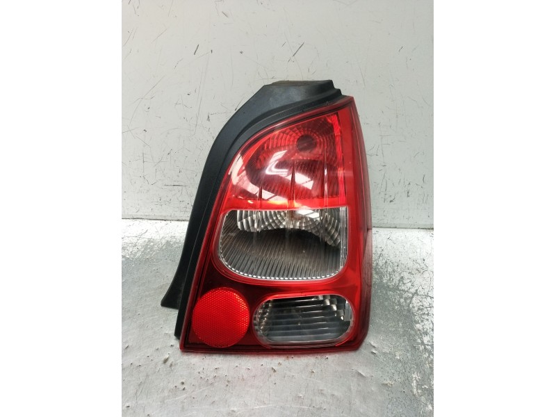 Recambio de piloto trasero derecho para renault twingo ii (cn0_) 1.2 (cn0d) referencia OEM IAM   2007