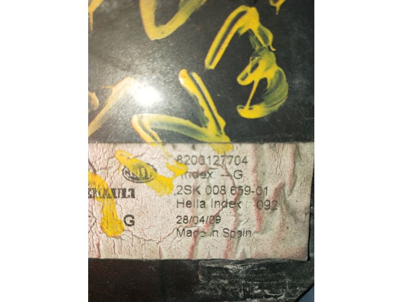 Recambio de piloto trasero izquierdo para renault scénic ii (jm0/1_) 1.5 dci (jm0f) referencia OEM IAM 8200127704  