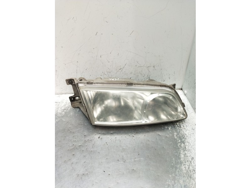 Recambio de faro derecho para hyundai h-1 / starex autobús (a1) 2.5 crdi referencia OEM IAM   2001