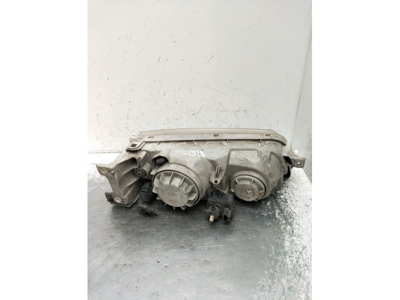 Recambio de faro izquierdo para hyundai h-1 / starex autobús (a1) 2.5 crdi referencia OEM IAM   2001