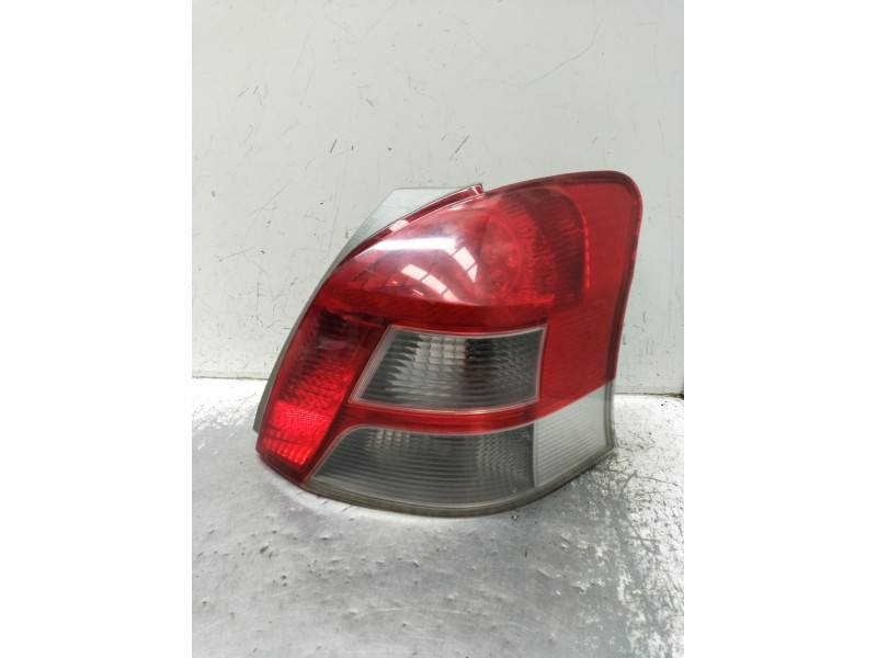 Recambio de piloto trasero derecho para toyota yaris (_p9_) 1.0 vvt-i (ksp90_) referencia OEM IAM   2005